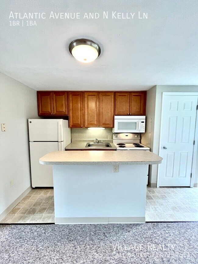 Building Photo - Budget-Friendly newly-remodeled 1-bed with...