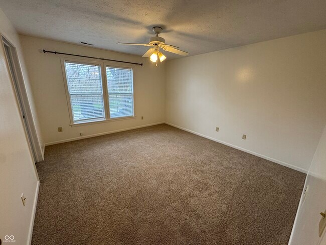 Building Photo - 5632 Rains Ln