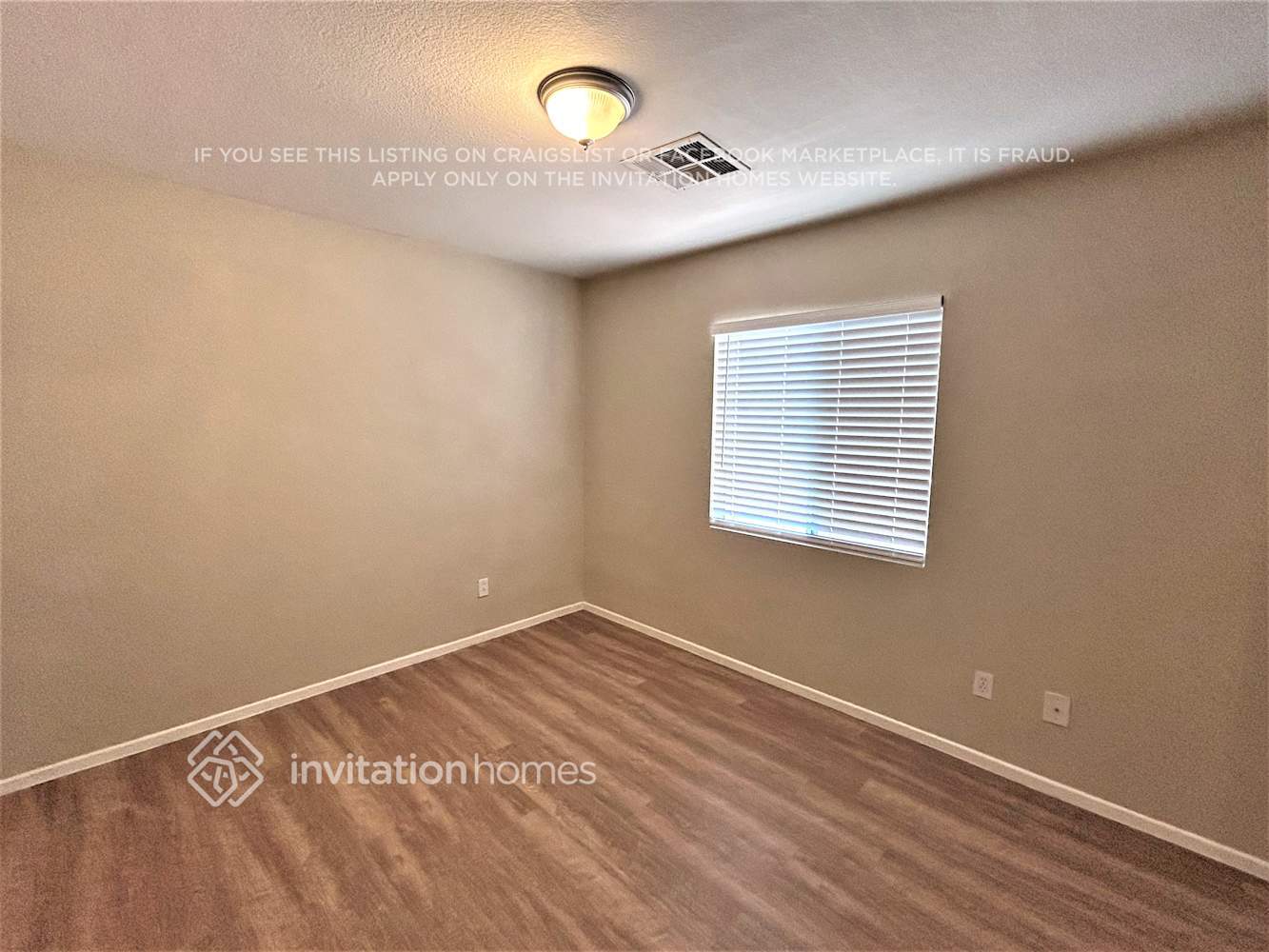 Building Photo - 4724 Painted Hills St