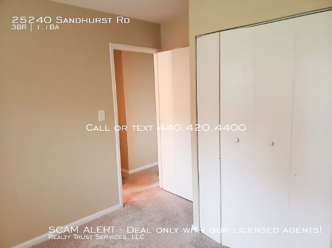 Building Photo - 25240 Sandhurst Rd