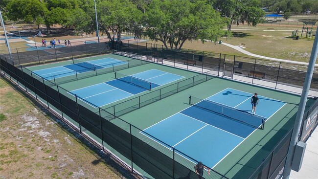 Building Photo - 1612 Berkshire Dr