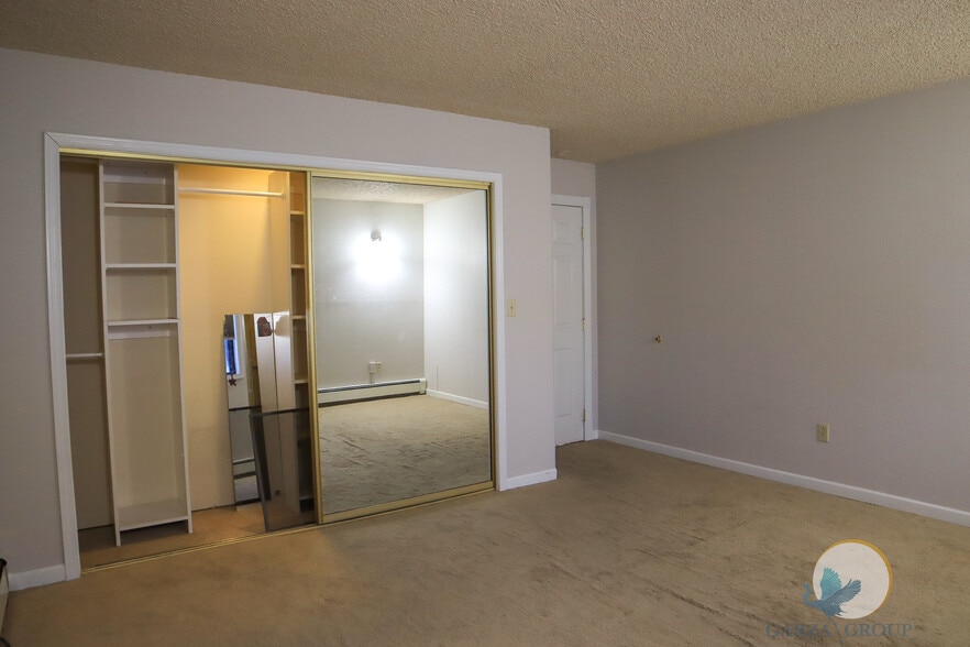 Building Photo - 16 Glacier Ave