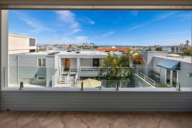 Building Photo - Exquisite Ocean View 2 Bed Townhome: Luxur...