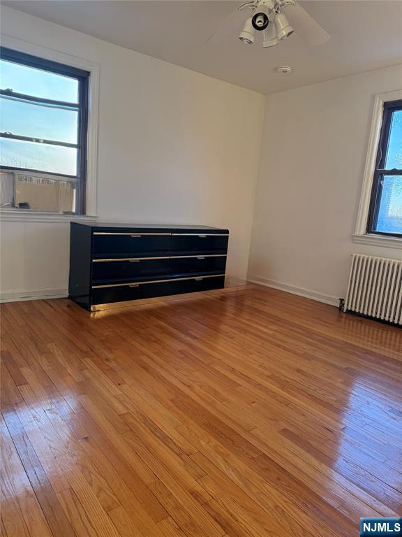 Building Photo - 418 Main St