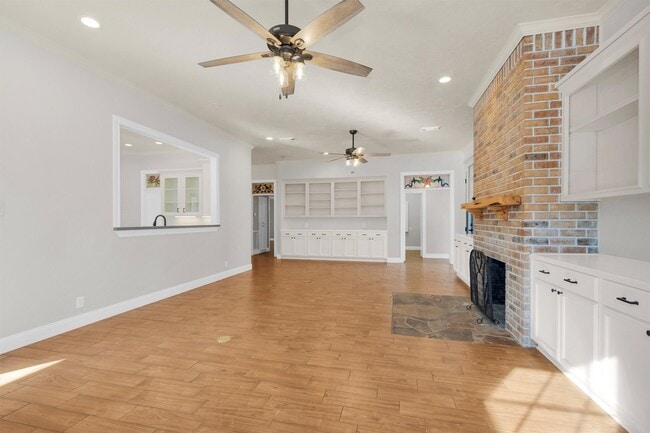 Building Photo - 1548 Virgie Community Rd