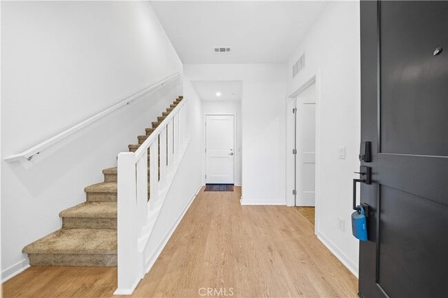 Building Photo - 119 Jessup Wy