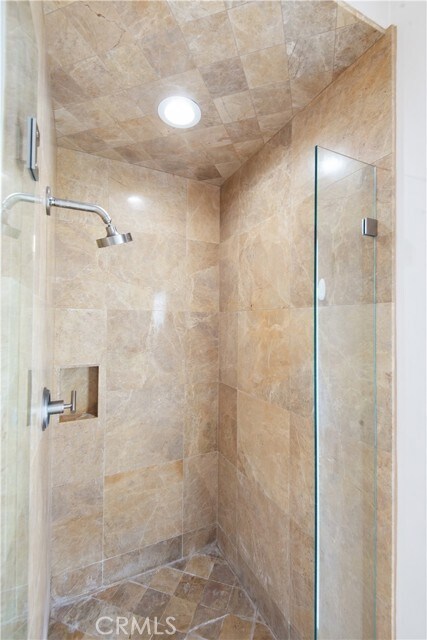 Building Photo - 2913 Winlock Rd