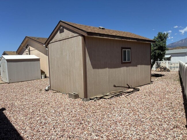 Building Photo - 3825 W 20 N