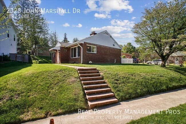 Building Photo - 2328 John Marshall Dr