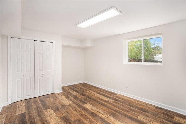 Building Photo - 218 Trickum Hills Ln