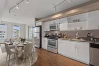 Building Photo - Windsor Ballard