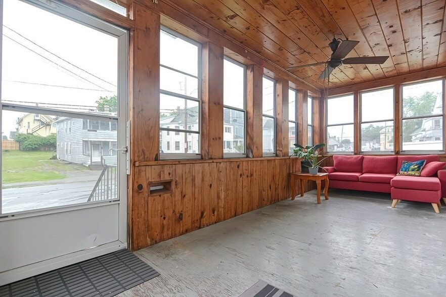 Front 3-Season Porch - 30 3rd Ave