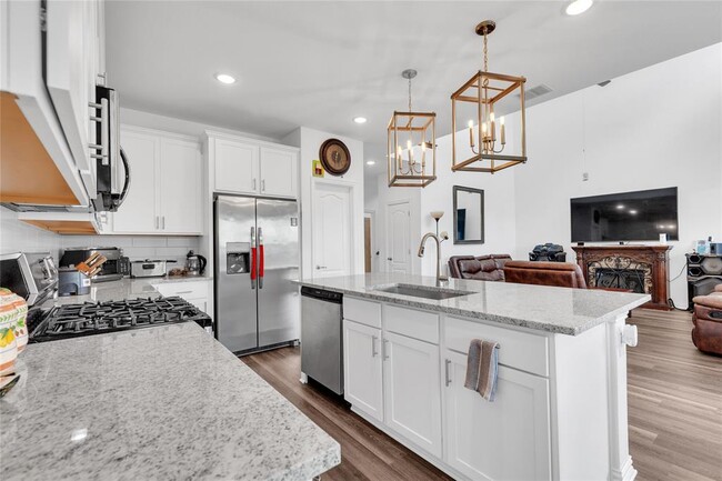Building Photo - 122 Shagbark Trl