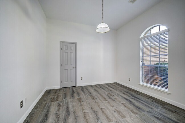 Building Photo - 17407 Winfield Square