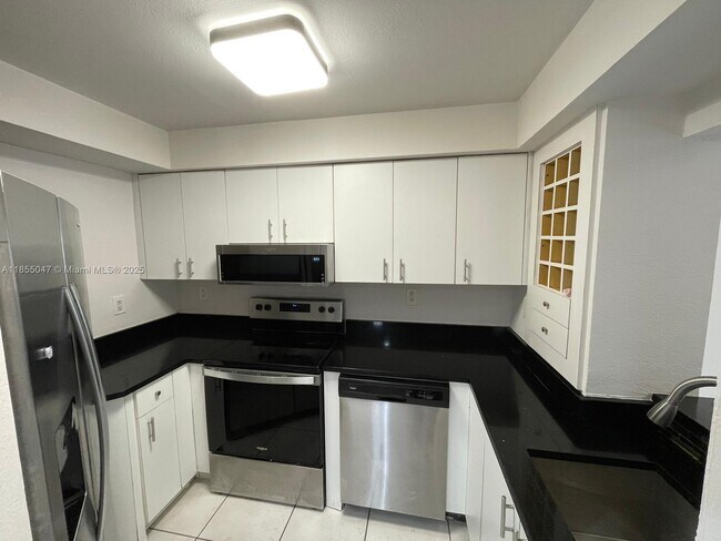Primary Photo - 8275 SW 152nd Ave
