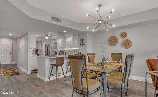 Building Photo - 4670 Links Village Dr