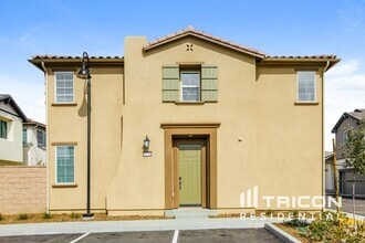 Building Photo - 31706 Luther Dr