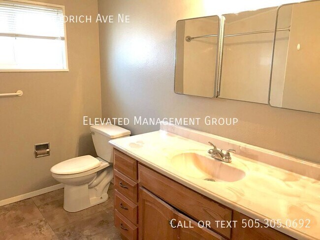 Building Photo - 4601 Goodrich Ave NE