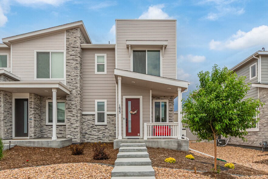 Primary Photo - 1625 S Andes Way