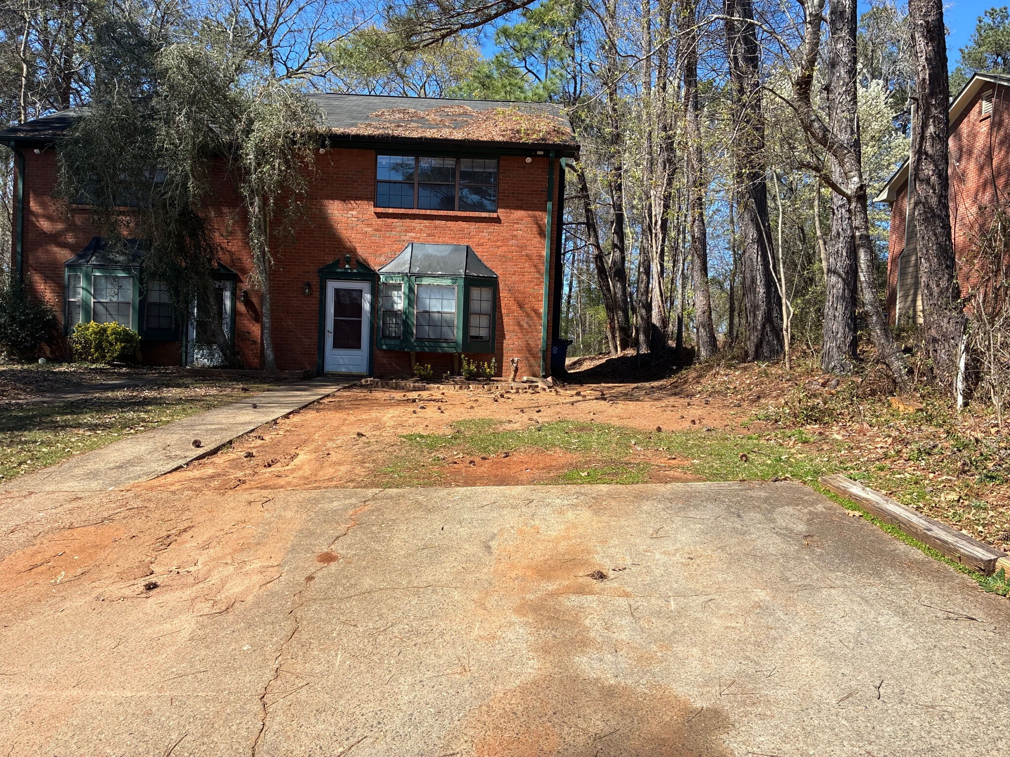 Building Photo - Room in Townhome on Patterson Cir