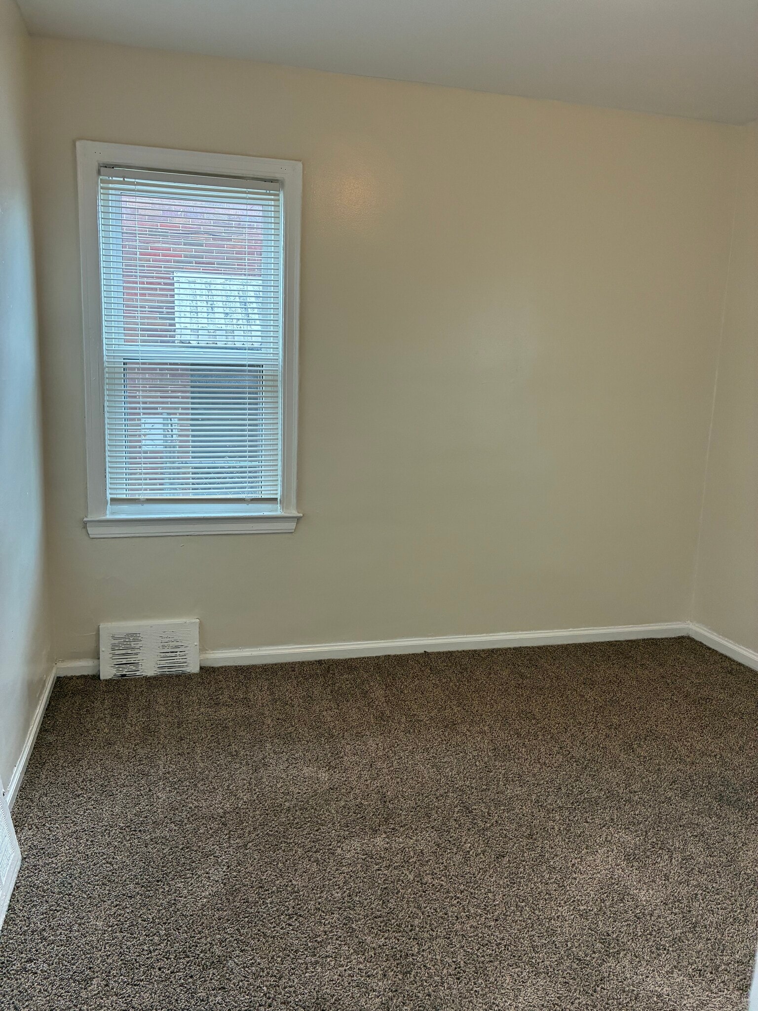 Building Photo - 13679 Bringard Dr