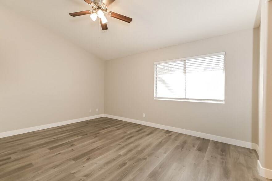 Building Photo - 132 Park Ridge Ln