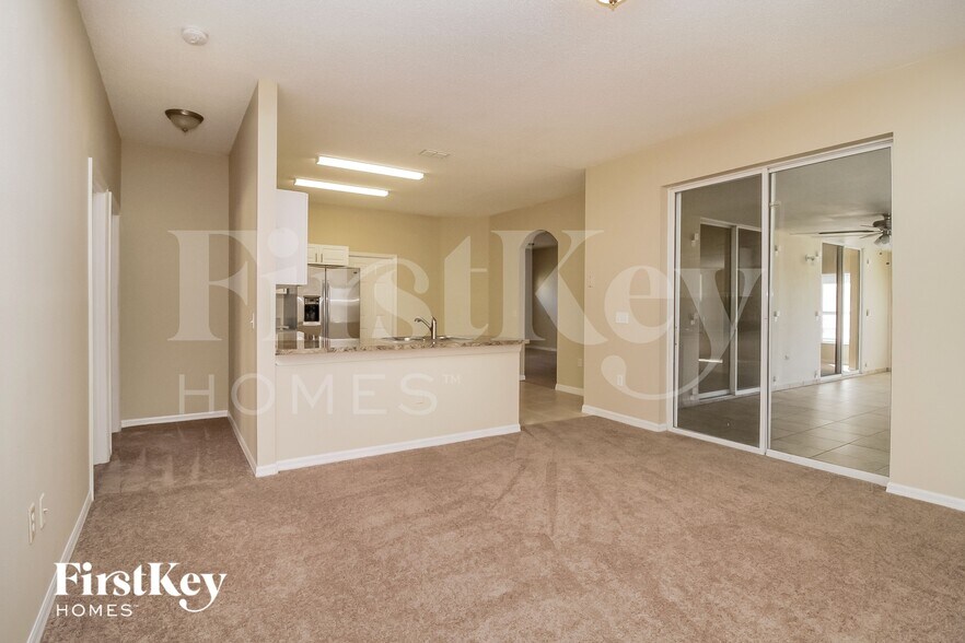 Building Photo - 434 Bloomfield Dr