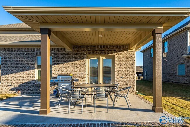 Building Photo - 16308 Trestle St