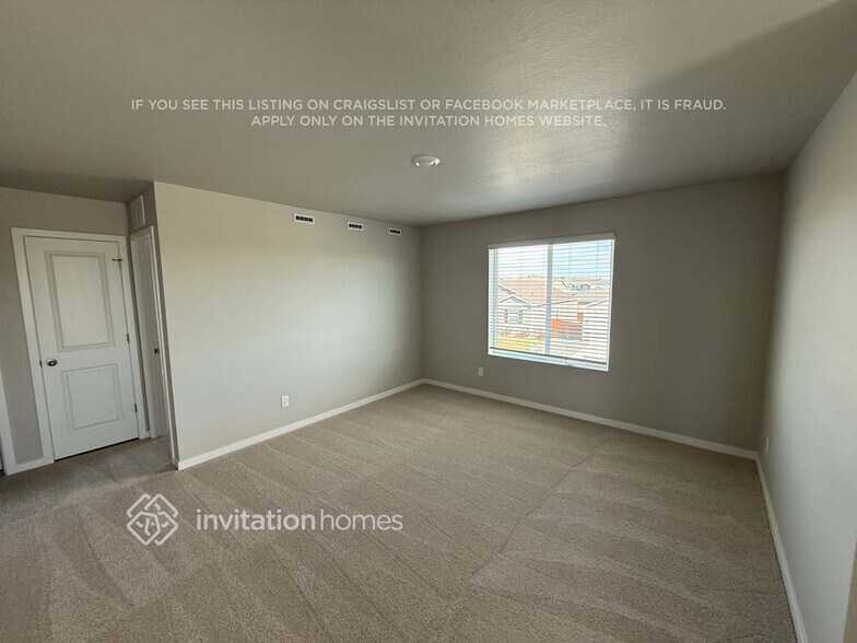 Building Photo - 957 Cascade Falls St