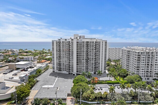 Building Photo - 2841 N Ocean Blvd