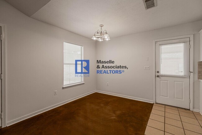 Building Photo - 1212 Barnett Bend Cir