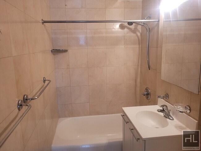 Building Photo - 435 East 79th Street