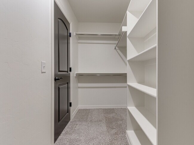 Building Photo - 4324 Overlook Pass