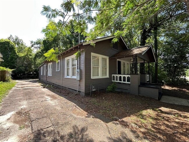 Building Photo - 134 N Carlen St