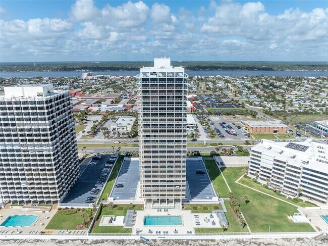 Building Photo - 3000 N Atlantic Ave