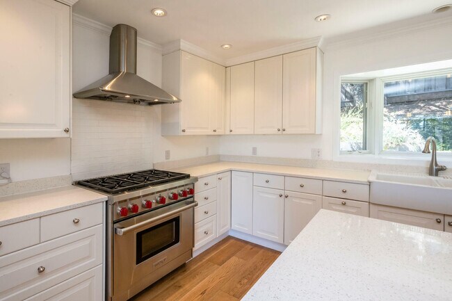 Building Photo - 920 Stagi Ct