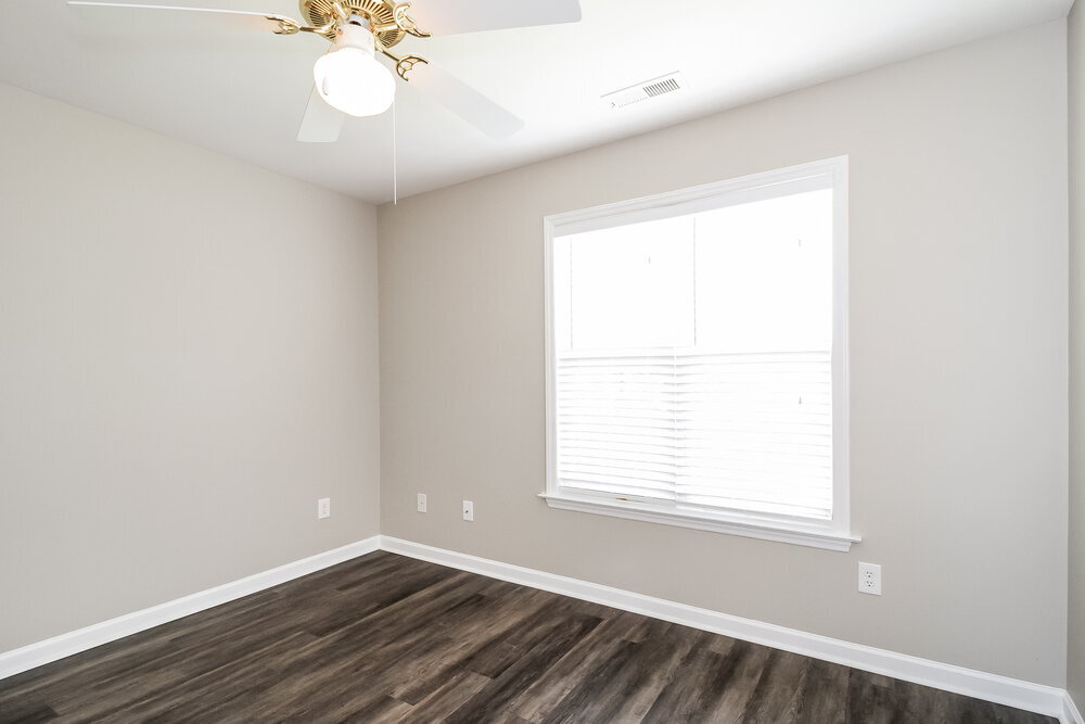 Building Photo - 3300 Trenchard Ln