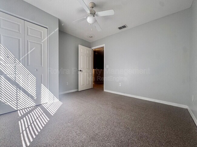 Building Photo - 4000 Venetian Bay Dr