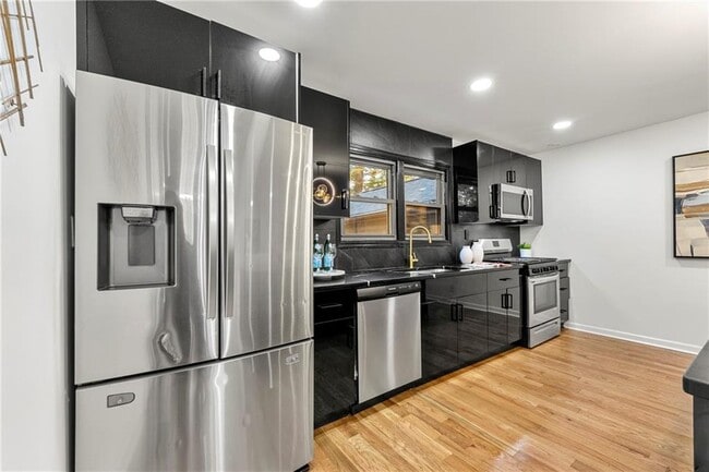 Building Photo - 1797 Willis Mill Rd SW