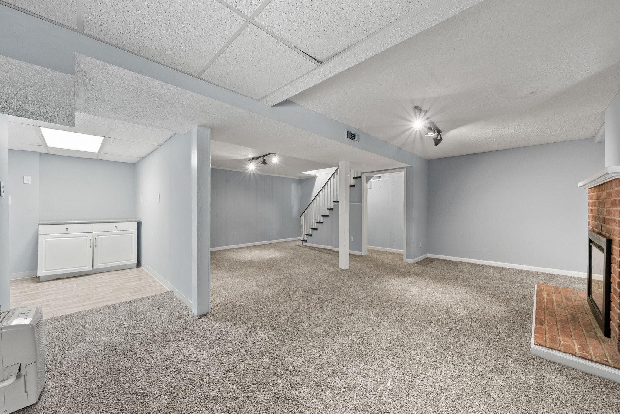 Building Photo - 167 Taft Dr