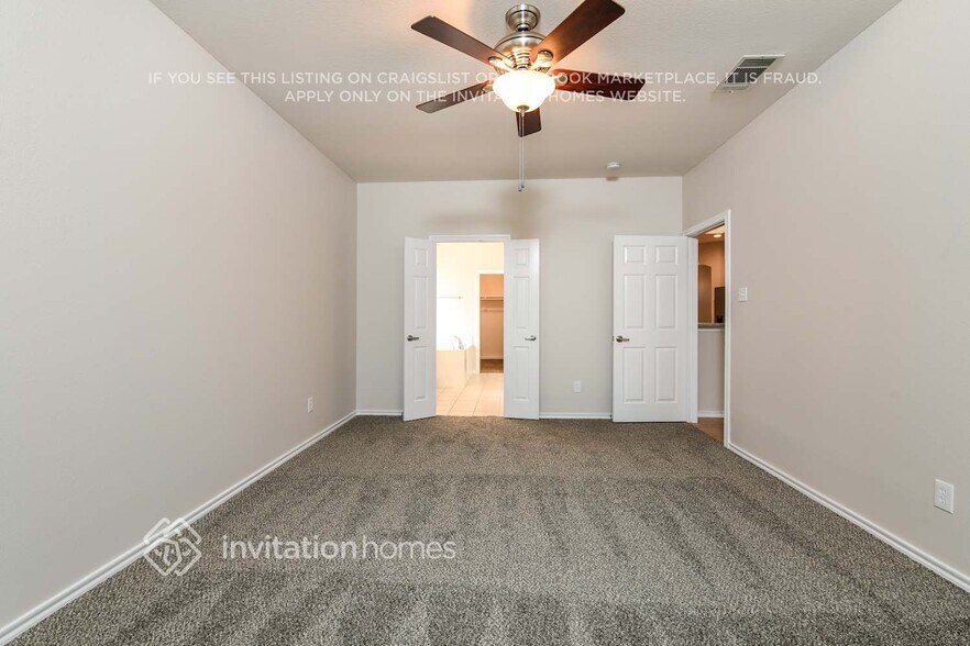 Building Photo - 6101 Farrah Dr