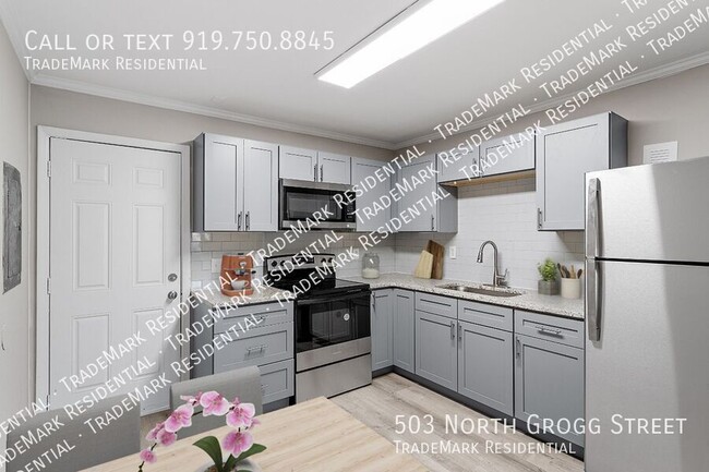 Building Photo - 503 N Grogg St