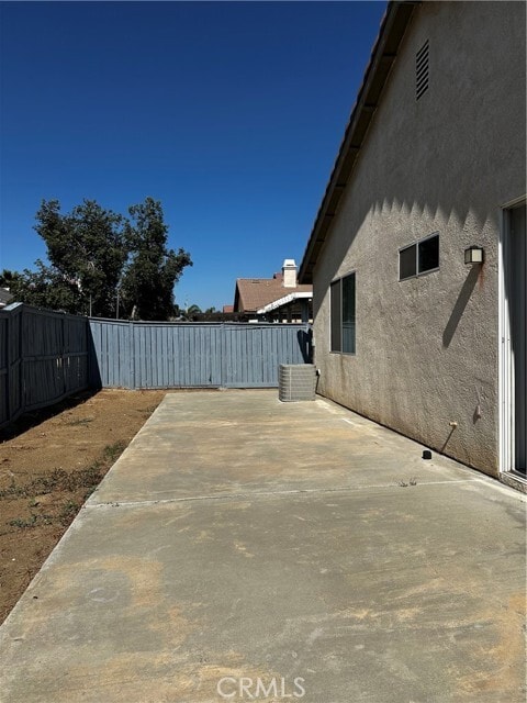 Building Photo - 15387 Avenida Fiesta