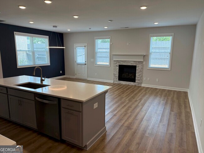 Building Photo - 3614 Silvery Wy