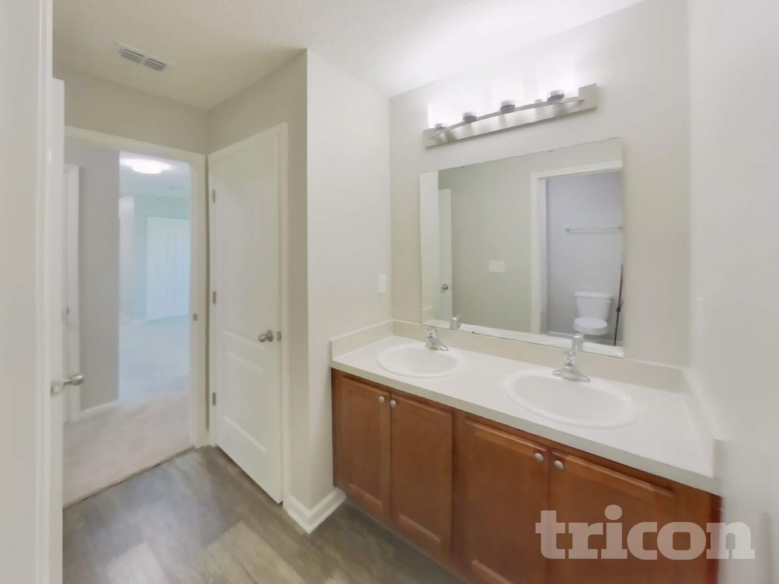 Building Photo - 372 Harley Dr