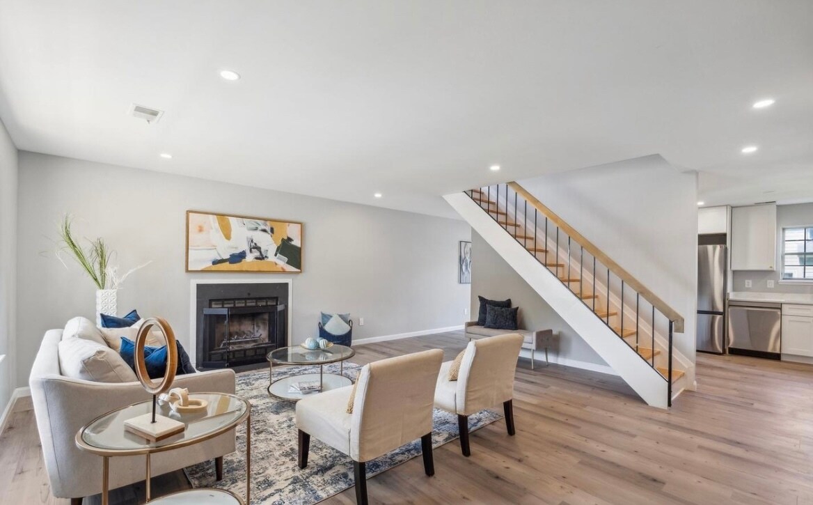 Building Photo - 13512 Apple Barrel Ct