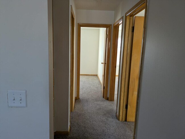 Building Photo - 2611 27th St