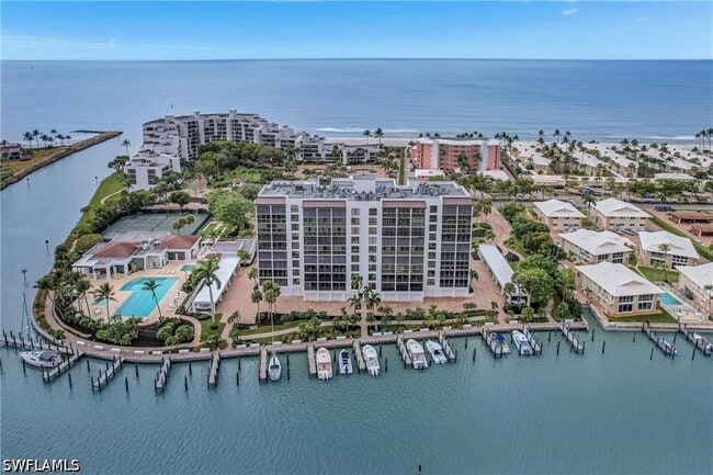 Building Photo - 2400 Gulf Shore Blvd N