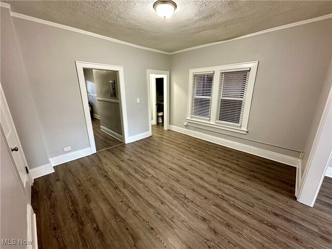 Building Photo - 1673 Cordova Ave