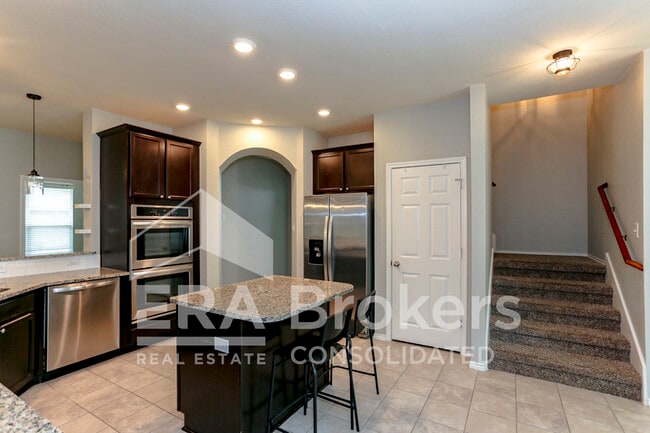 Building Photo - 2506 Bargello St